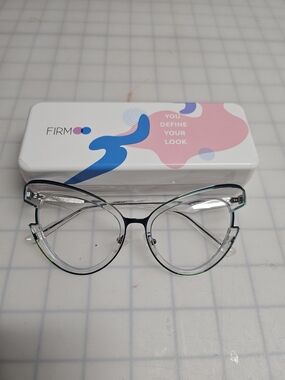 Prescription Glasses (Vooglam)